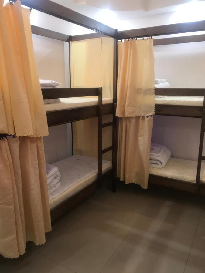 Ararat-Tarasa Shevchenka Hostel Киев Екстериор снимка
