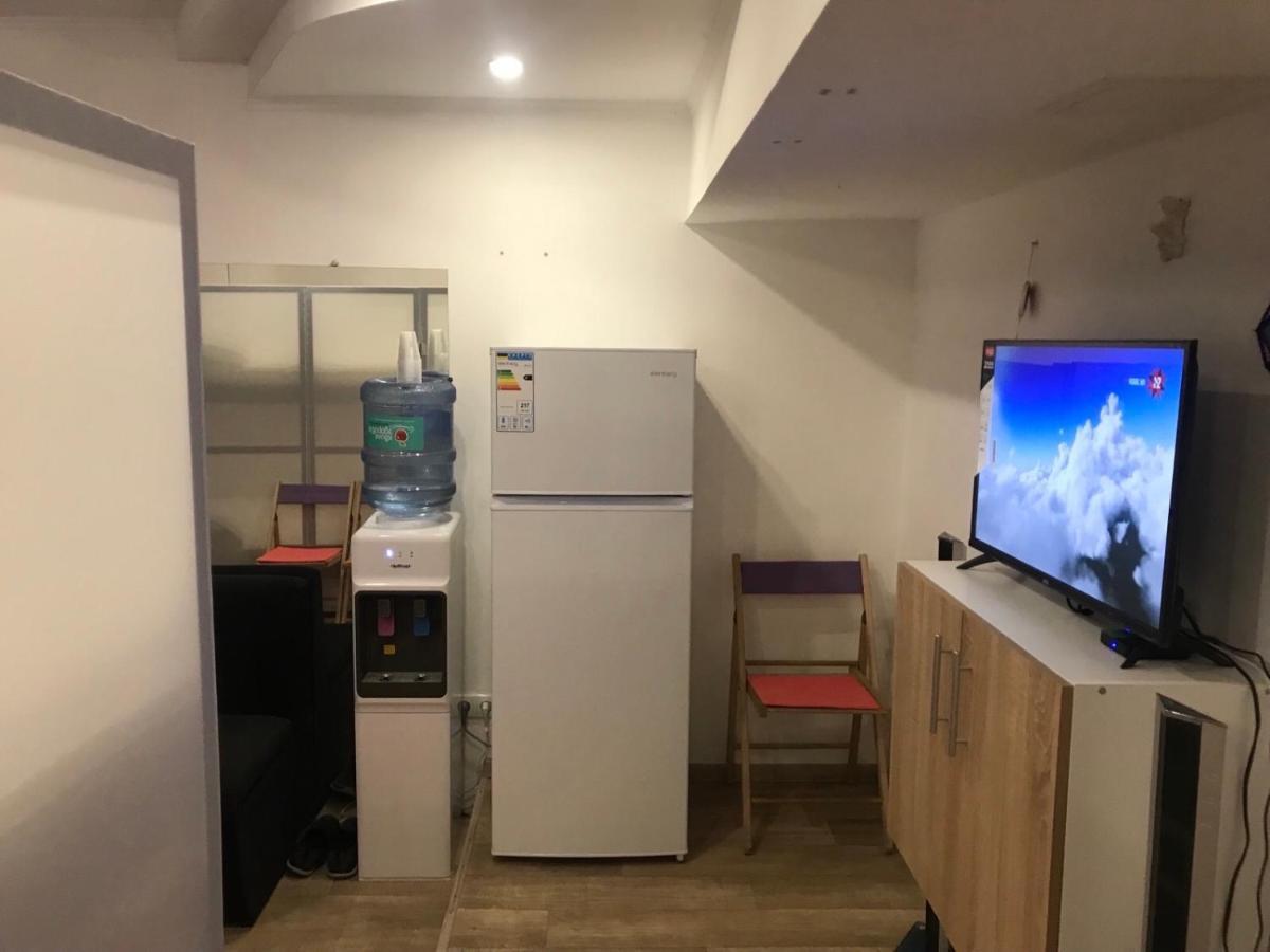 Ararat-Tarasa Shevchenka Hostel Киев Екстериор снимка