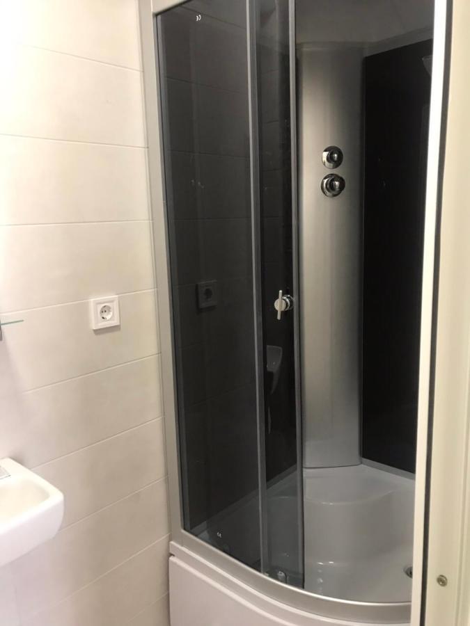Ararat-Tarasa Shevchenka Hostel Киев Екстериор снимка
