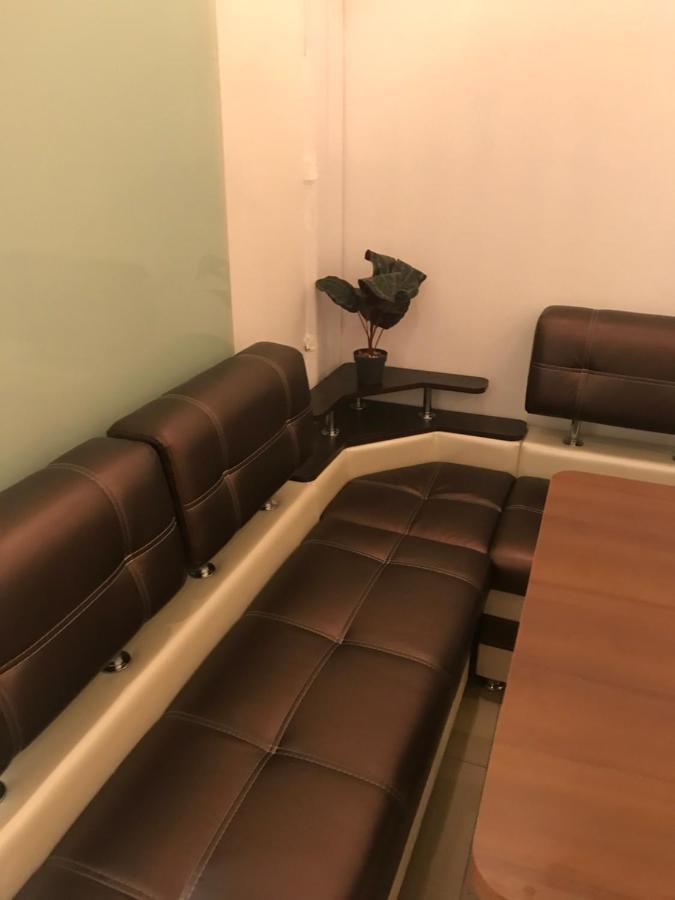 Ararat-Tarasa Shevchenka Hostel Киев Екстериор снимка
